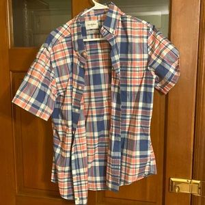 Slim fit button down short sleeve